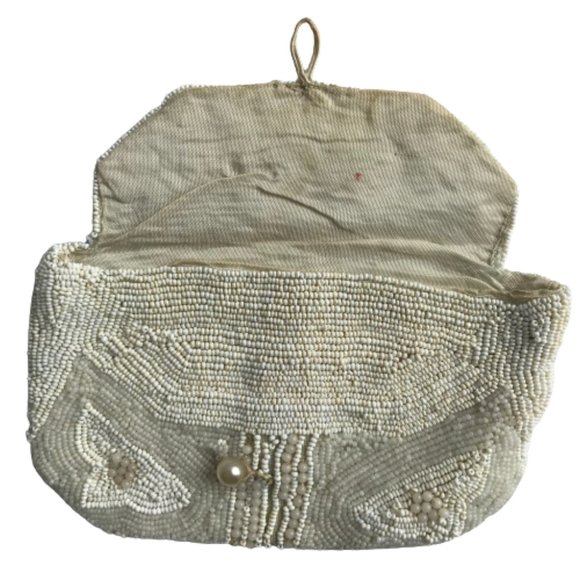 Vintage White Beaded Collectible Dance Coin Purse - Picture 4 of 13